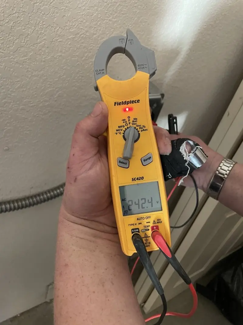 Voltage testing with clamp meter during Circuit Breaker Repair in South Williamsport